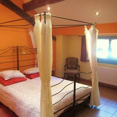 Beautiful In With Sauna Apartman